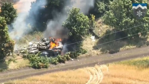 Ukraine's 10th Mountain Assault Brigade Blows Up Two Russian Tanks Hiding Among Trees - Zenger News