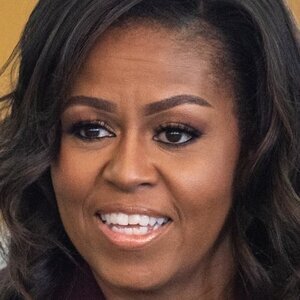 Michelle Obama's Insanely Inappropriate Outfits Turns Heads