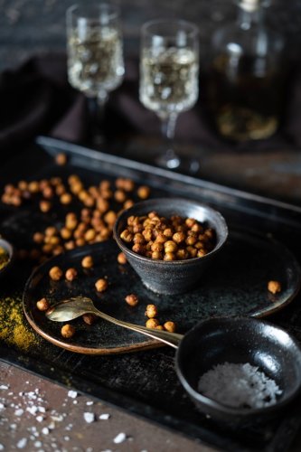 Rezept vegane geröstete Kichererbsen - gesunder und schneller Snack