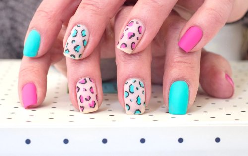 26 Vibrant Spring Nail Designs & Colors You’ll Love