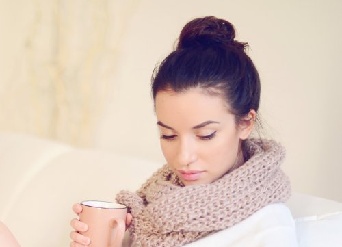 19 Ways to Style a Sock Bun + Easy Tutorial